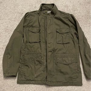 GAP Women’s Military Style Jacket. Color: Green Size: Medium